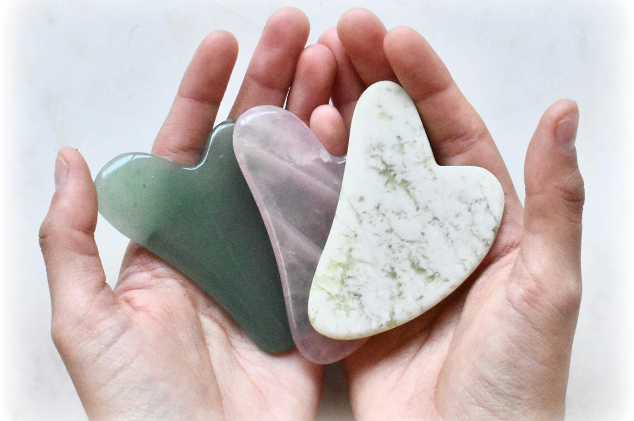 Liftingová Gua Sha masáž obličeje