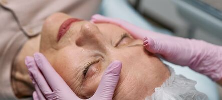 Bukální a liftingová masáž obličeje